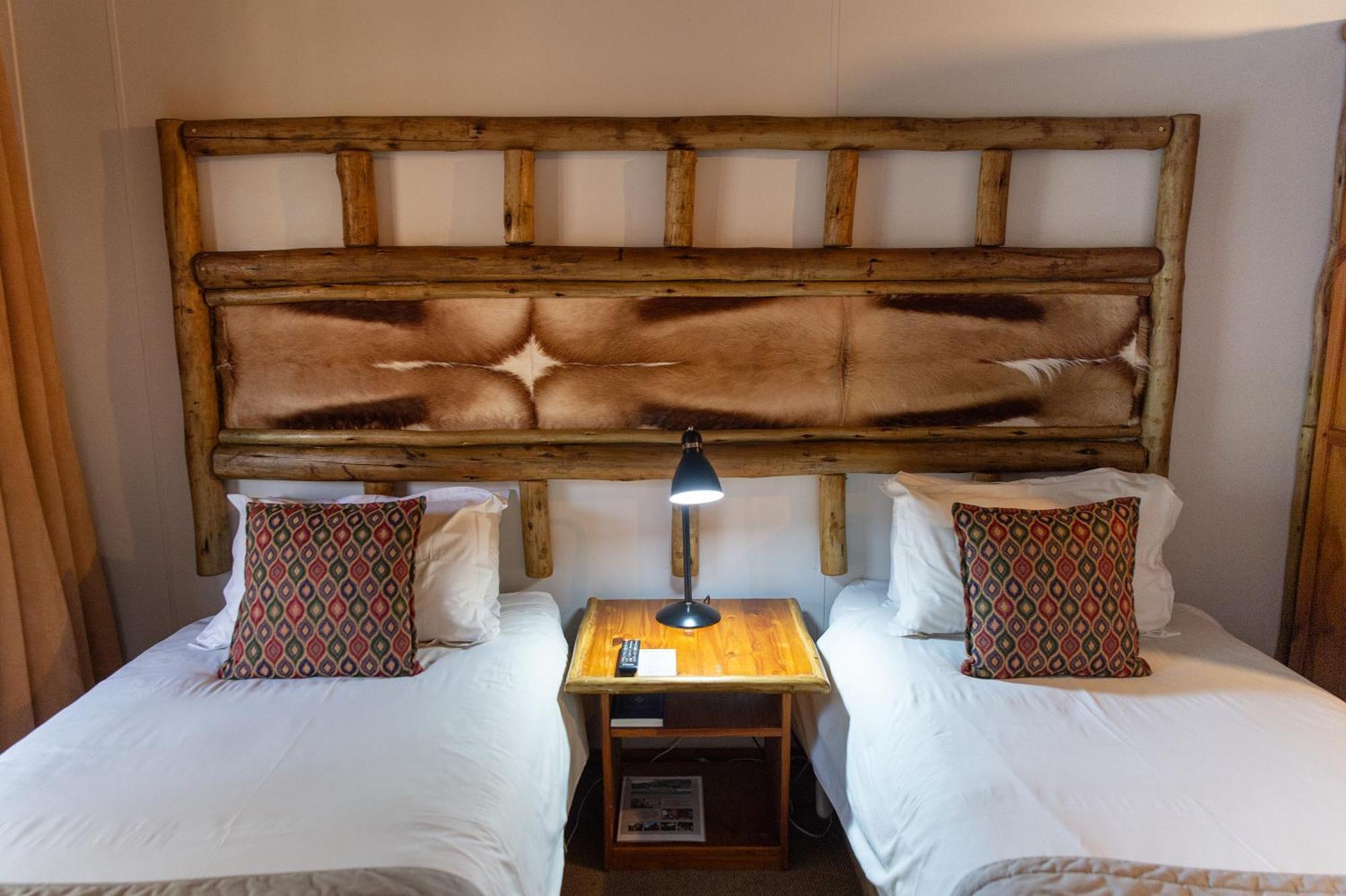 Riverside Lodge & Conference Center アリワル・ノース エクステリア 写真